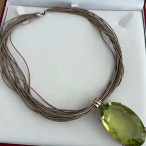Elegant Green Pendant Necklace